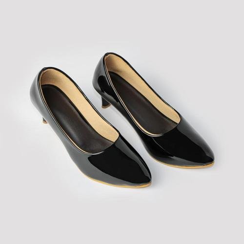 ladies fancy Flat, Heels & wedge sandals, ladies ballerina shoes, and other women fashion style products.