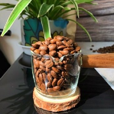 Wholesale Suppliers of Roasted Arabica & Robusta Whole Bean Coffee Custom 250g/pack & 500g/pack Bags for Corporate Customers