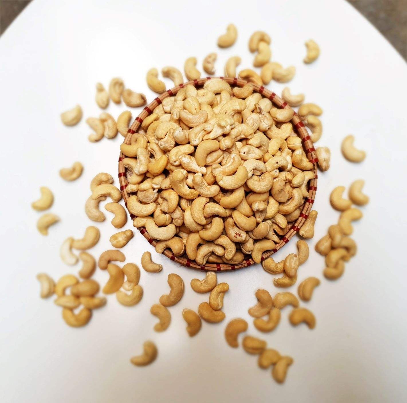 Premium Organic Vietnamese Cashews – Raw & Vacuum Packed