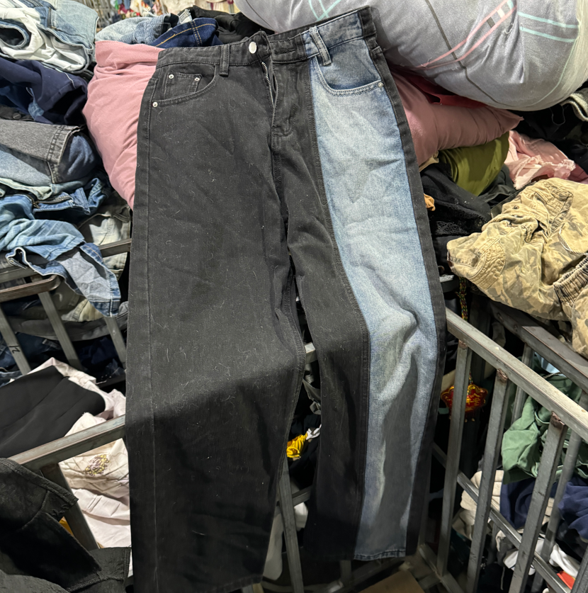 Hongyang Used Clothes Bales Second-Hand Women's Jean Pants Wide-Leg Denim Trousers in 90KG Cotton Material