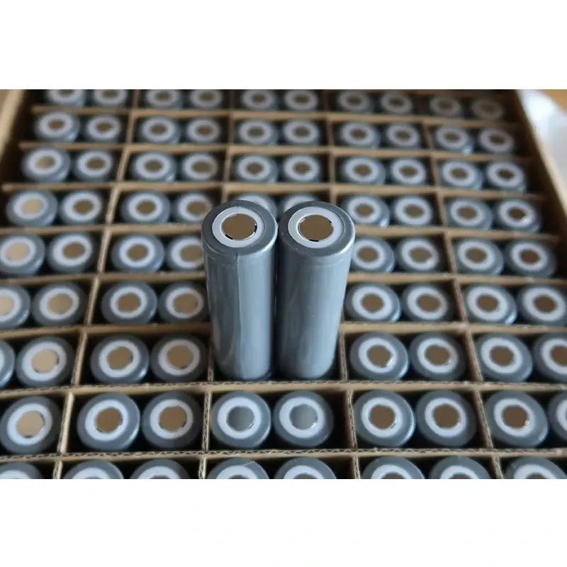 Lithium Li-Ion 21700 Battery Pack 3.7V 4800Mah to 5000Mah Cell for Laptops Cameras Mobile Phones in Stock