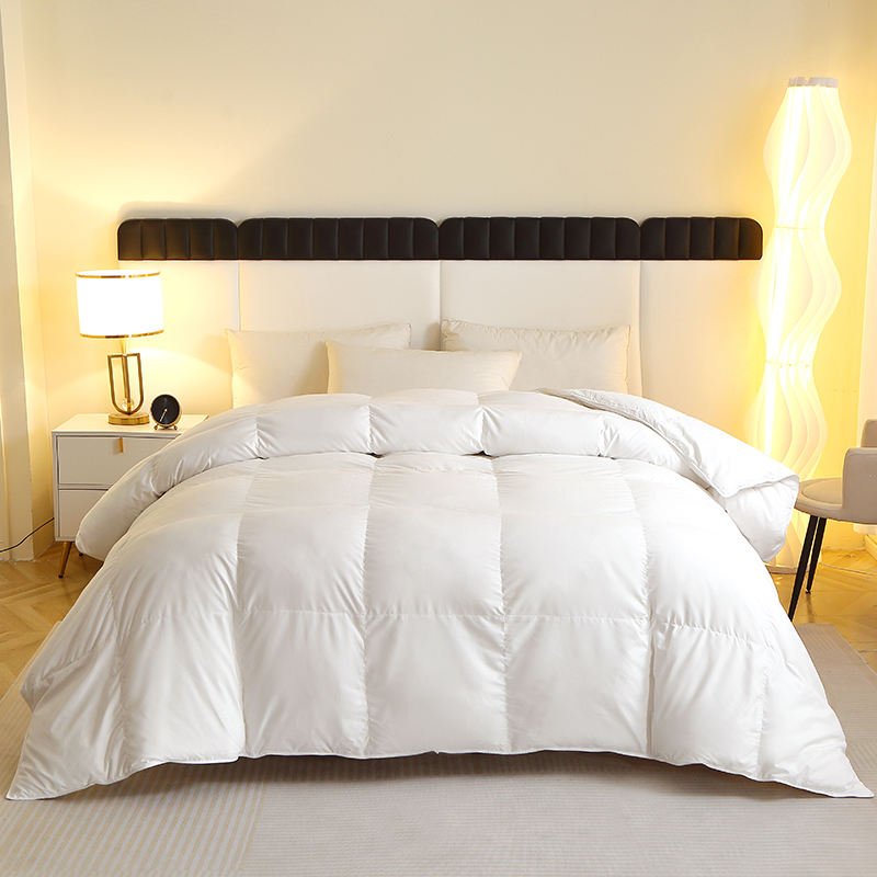1 Piece 30% Duck Down 70% Feather Winter Washable Simple Quilted Comforter for Hotel & Home Use Bedding