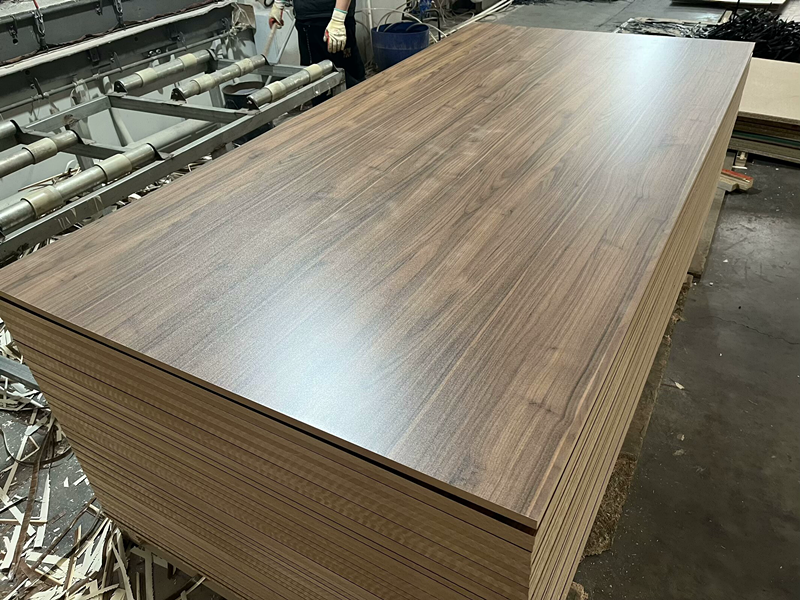 Coloured Faced 18mm Sheet Melamine Mdf Board, Embossed Melamine Mdf Board Moisture Resistant