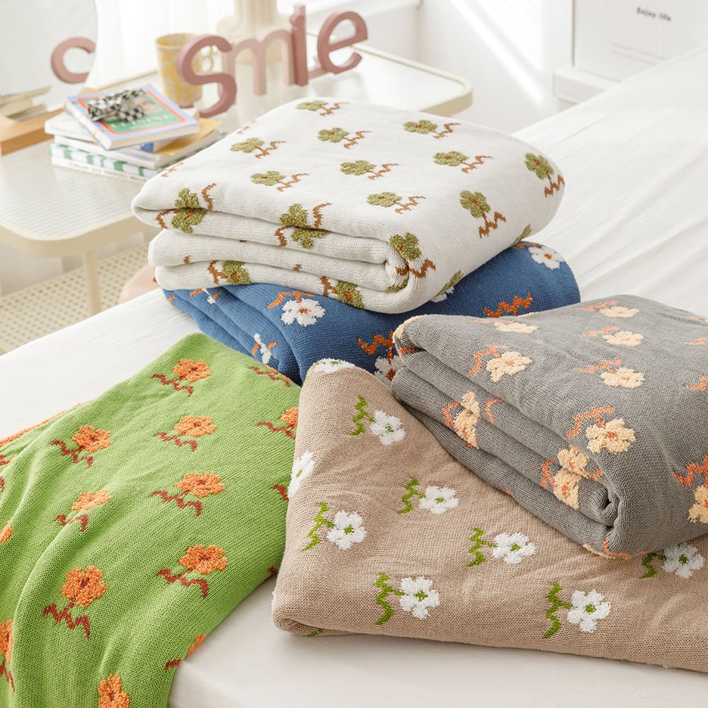 Wholesale Cheap Custom Comfy Soft Throw Knitted Blanket for Home Decoration Sofa Couch