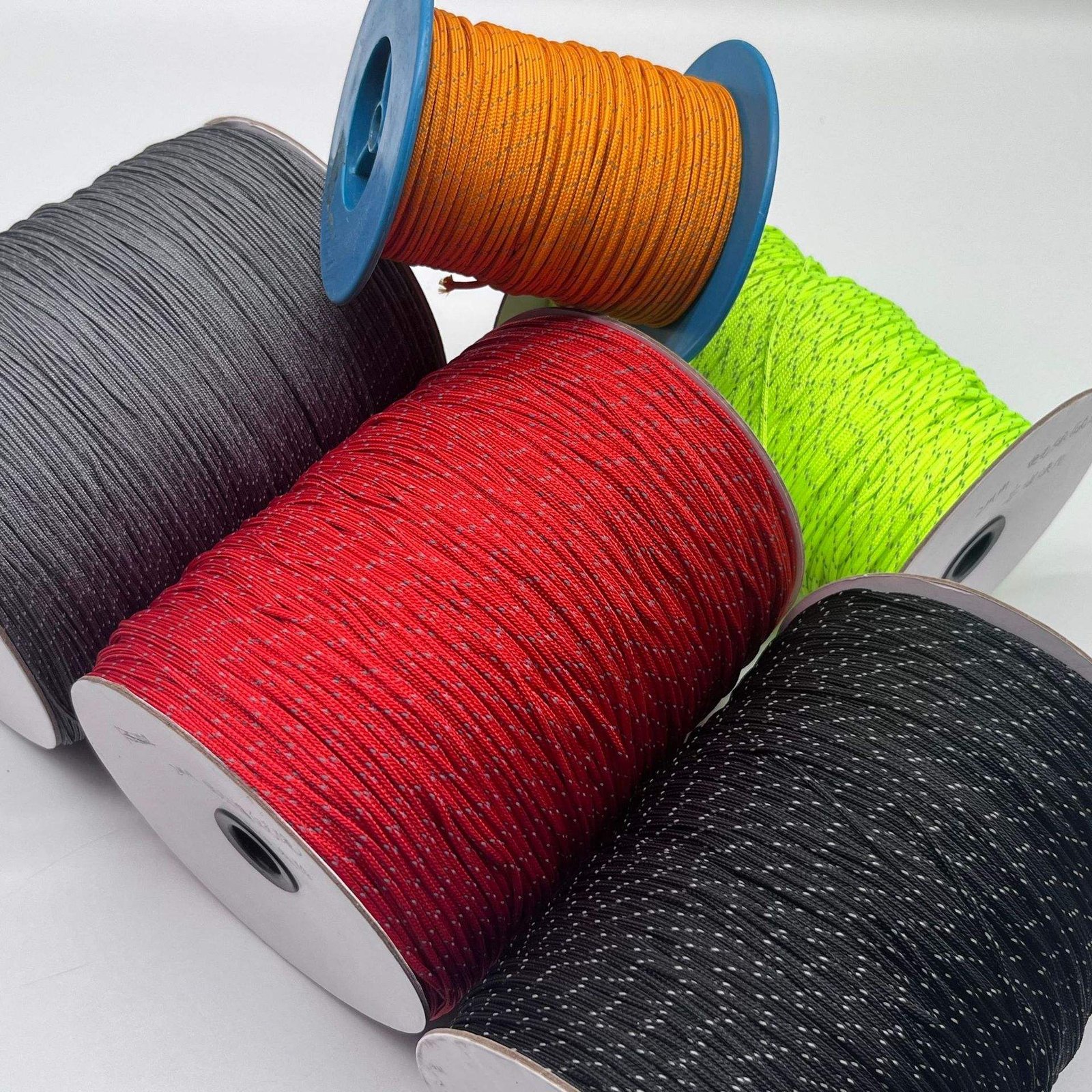 2mm Customized Color PET Braided Reflective Rope for Outdoor Tent and Parachute Use