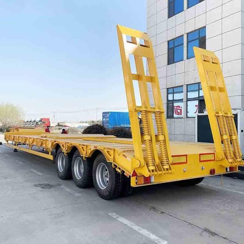 Lowbed Trailer 3 Axle Low Bed Loader 50 60 80 Ton Gooseneck Lowboy Semi Truck Trailer for Sale