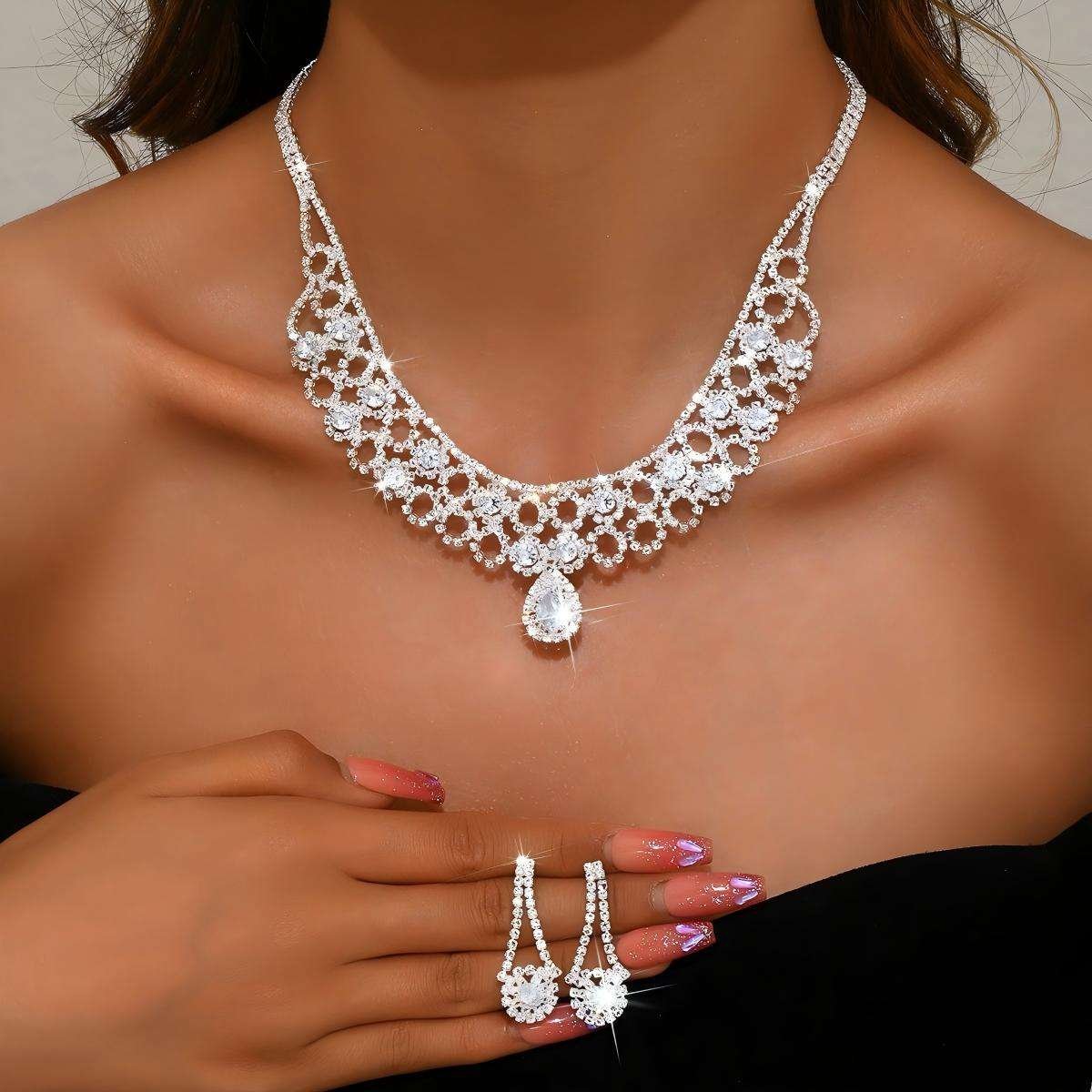 Designer Inspired Luxury Water Drop Diamond Gold Plated Copper Alloy Jewelry Wedding Party Earrings Necklaces for Women Sets