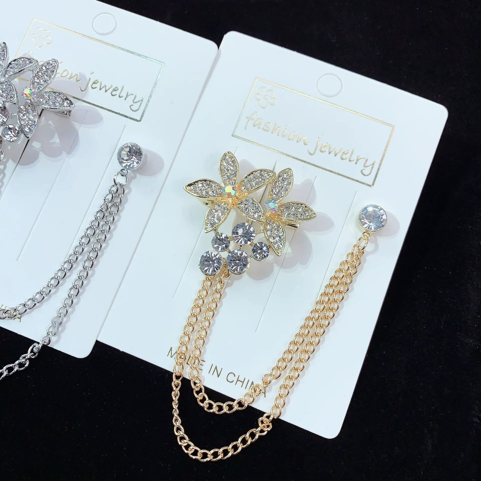 Chain Brooch Rhinestone Floral Crystal Gold Tone Alloy Pin Vintage Luxury Women Double Flower Brooches Wholesale Broche Femme