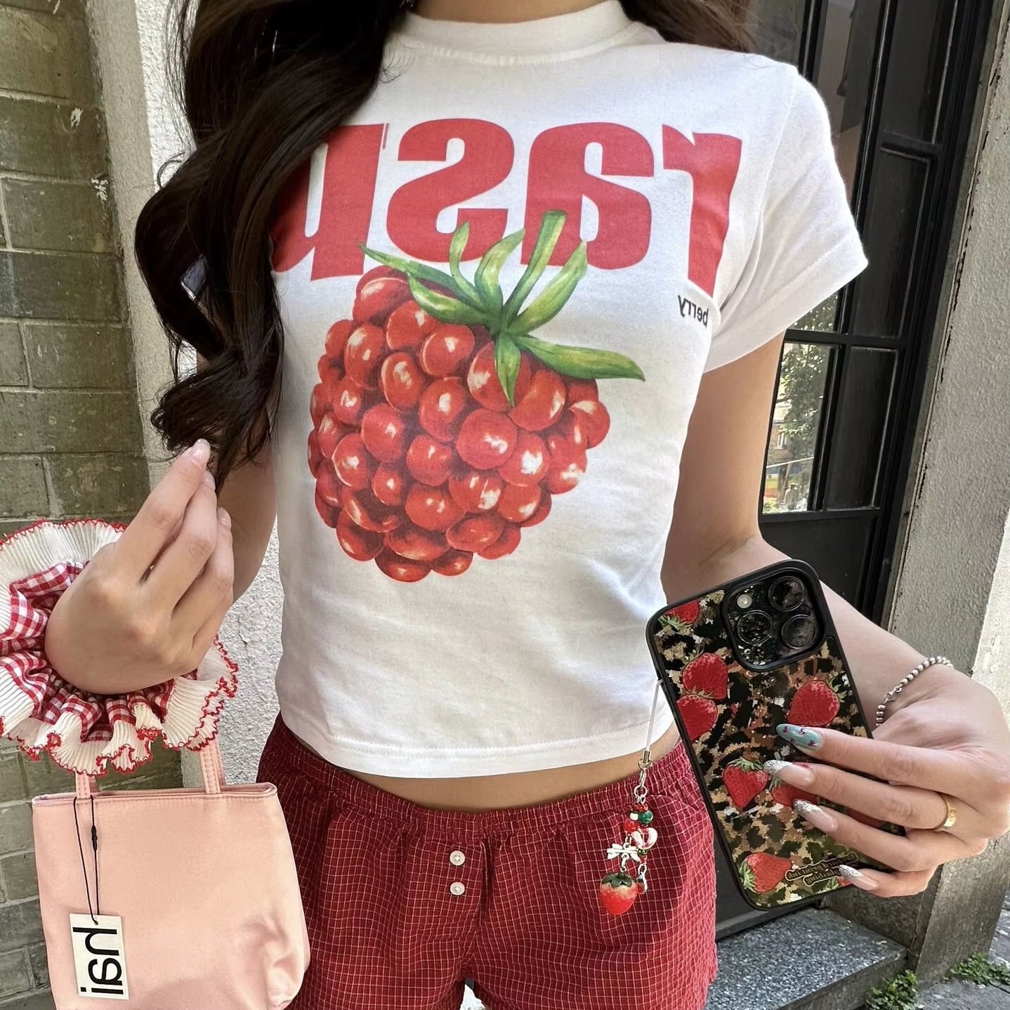 Summer Fruits Letter Graphic Print Sexy Y2k Baby Tee Ladies Casual Strawberry Print Round Neck Crop Tops